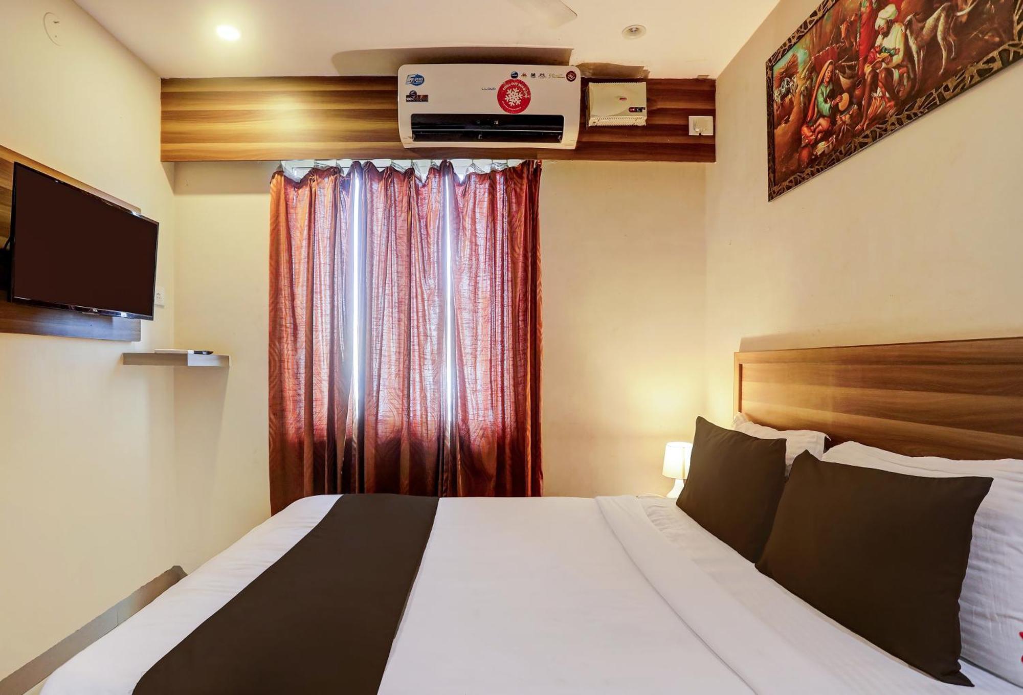 Super Hotel O Vaishnavi Inn Хайдарабад Экстерьер фото